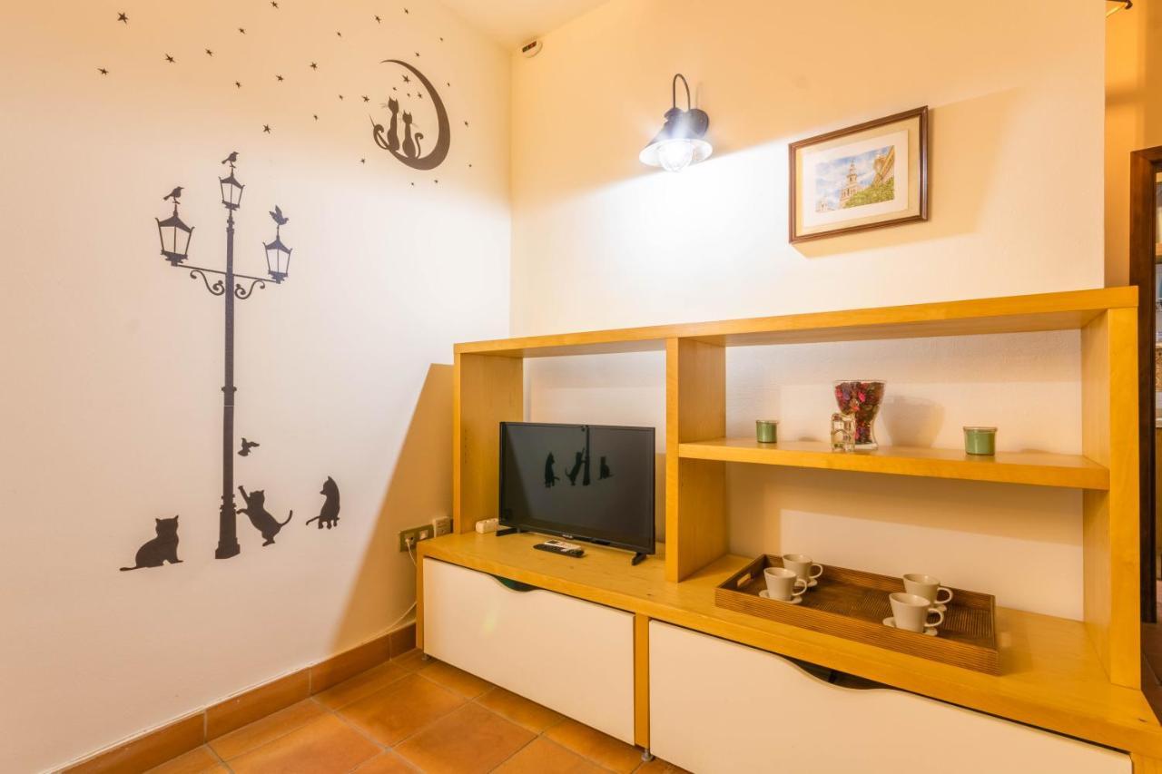 Macarena Muralla Encantada Apartment Seville Exterior photo