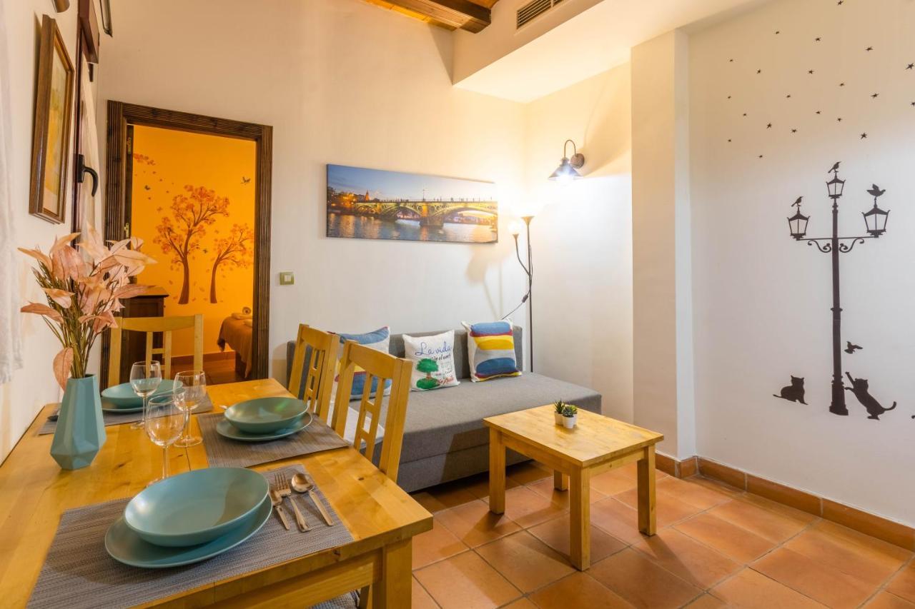 Macarena Muralla Encantada Apartment Seville Exterior photo